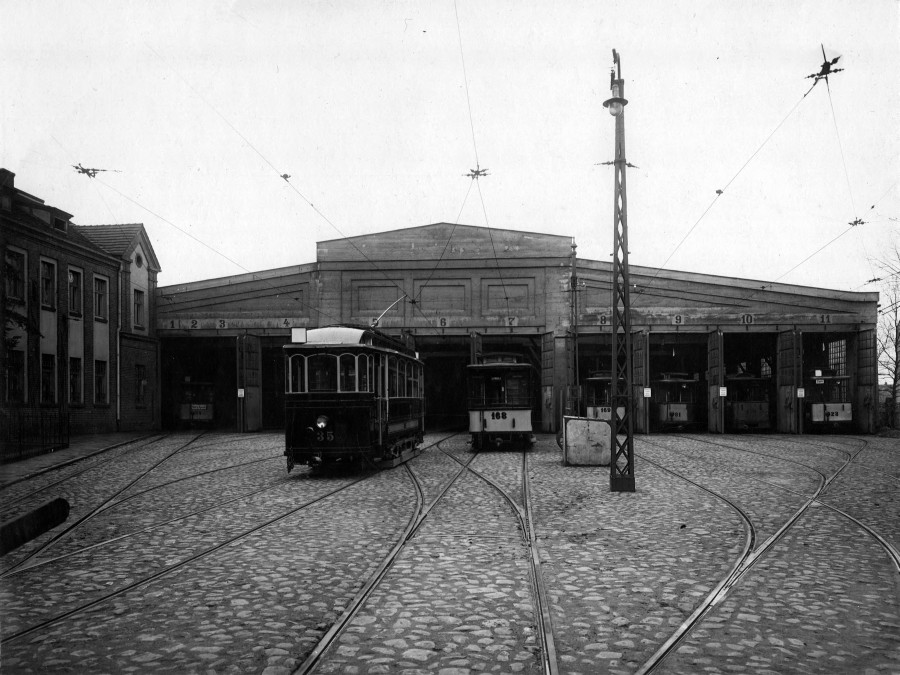 Zdjęcie z zajezdni gajowa