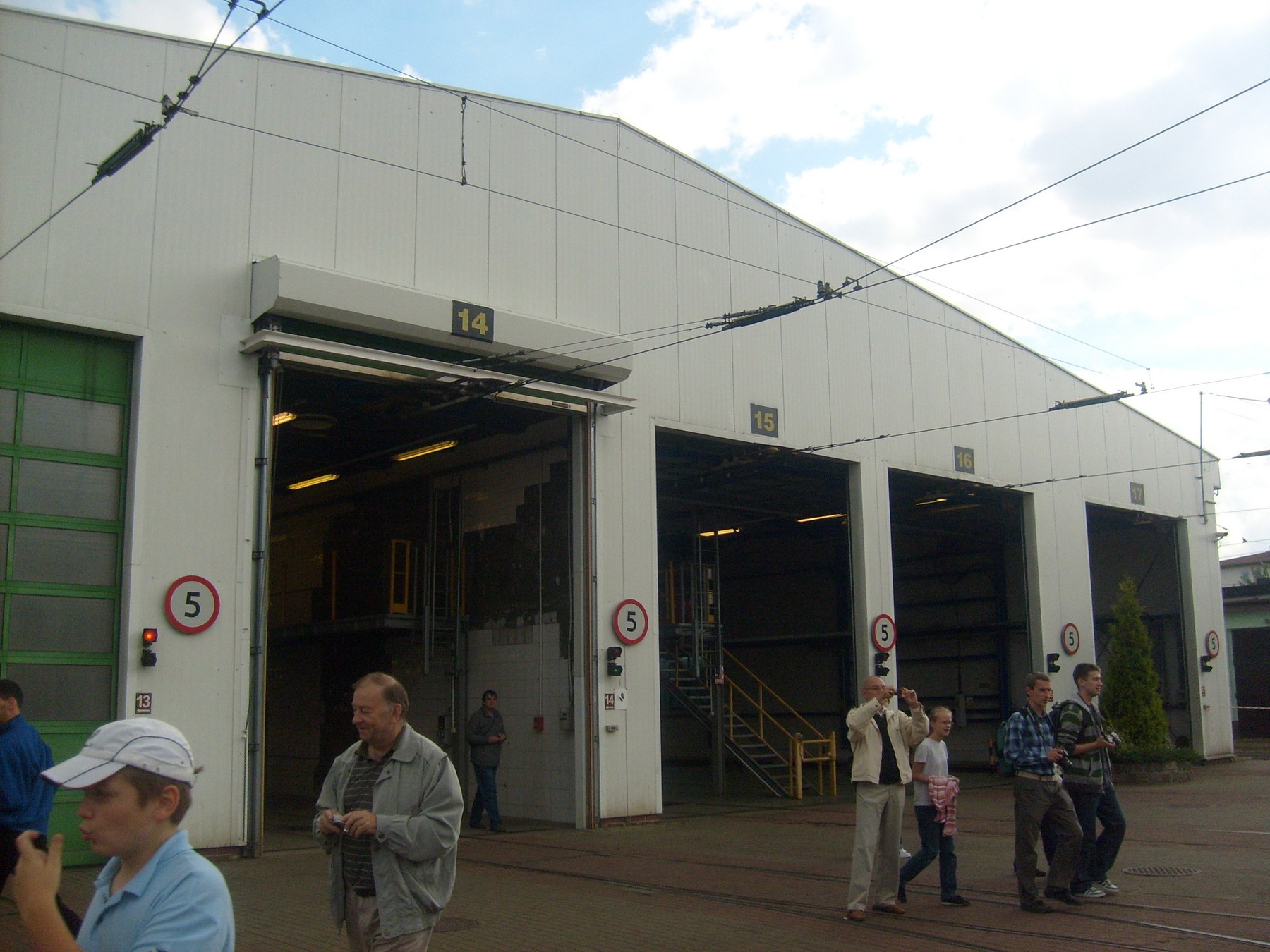 Zdjęcie z zajezdni glogowska